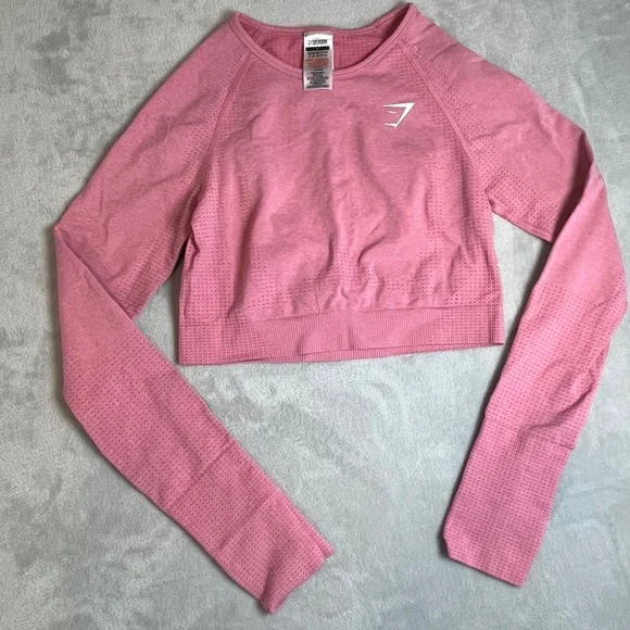 Gymshark sz M Soft Pink Long Sleeve Crop Top Athletic Workout Gym EUC - Picture 1 of 13